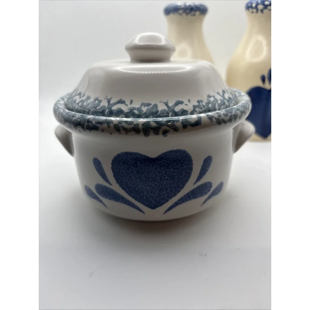 Set Of 3 Blue Sponge Heart Pottery Stoneware Country Vases Milk Jugs Soup‎ Crock